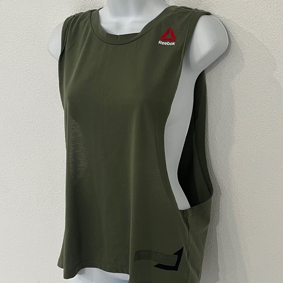 Reebok Women's Dark Green Muscle Tee Size M - Picture 3 of 8